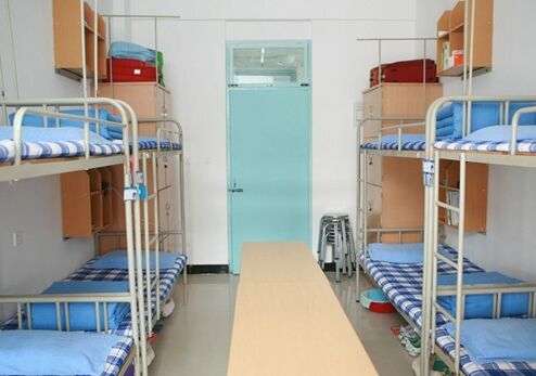 óμʦѧԺ ס޻ʳͼƬ