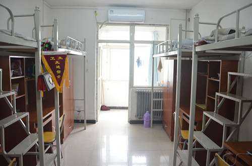 ҵְҵѧУ ס޻ʳͼƬ